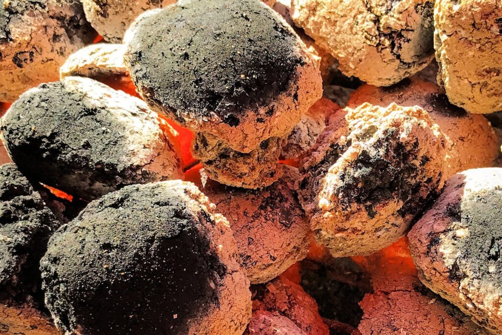 Uniform coconut shell charcoal briquettes ready for use